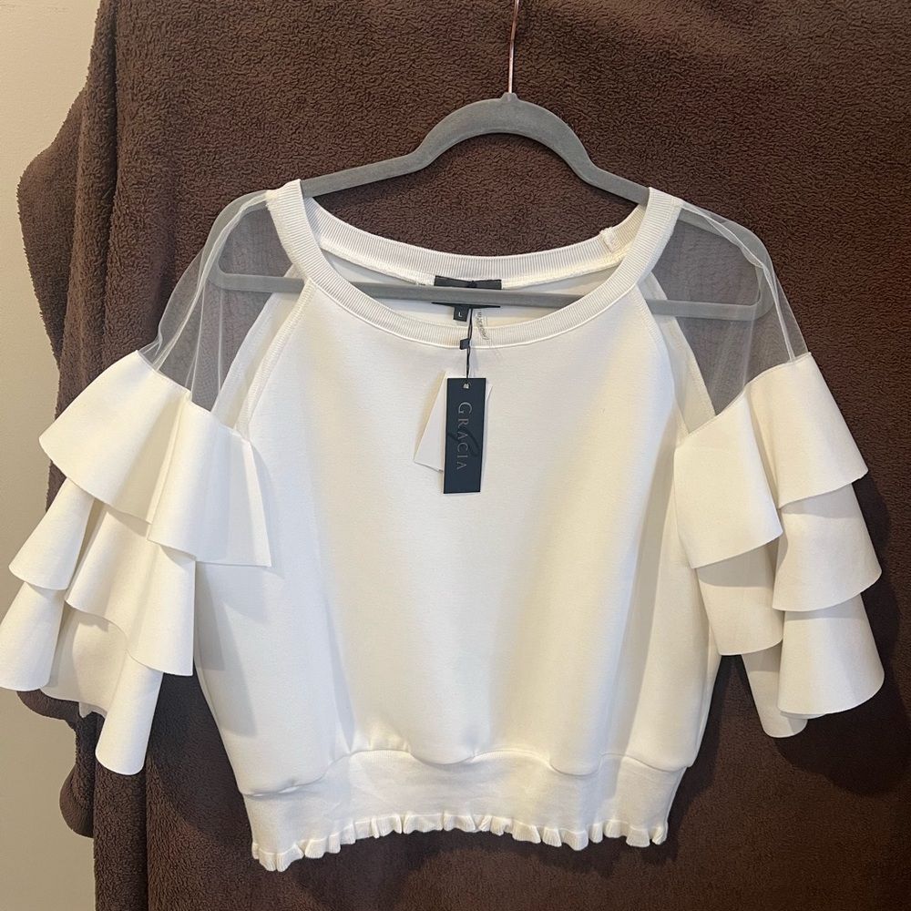 Gracia Ruffle Sleeve Blouse